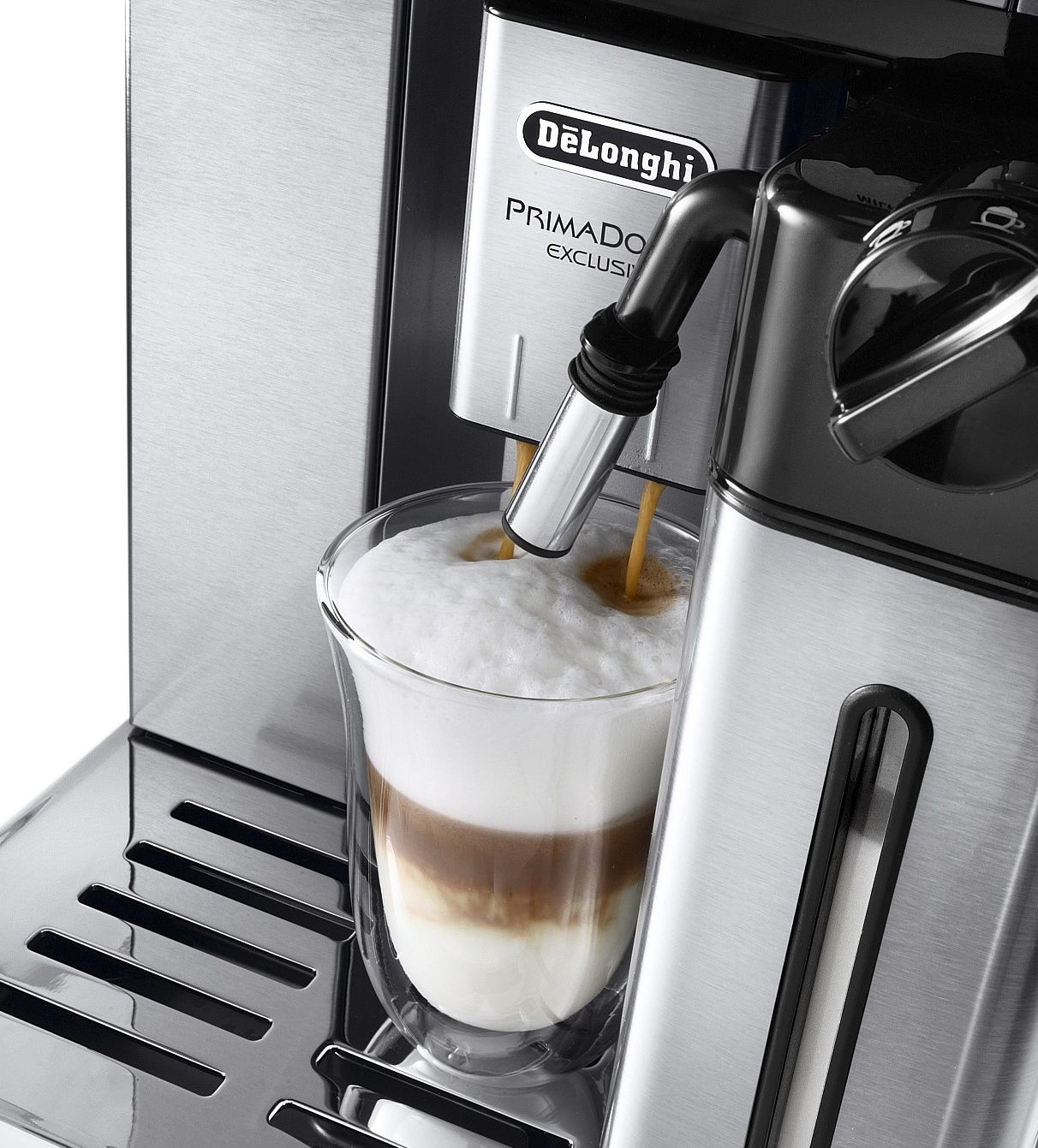 Очистка кофемашины delonghi. Nespresso Delonghi очистка. Кофемашина Delonghi очистка. Накипь в кофемашине. Накипь у кофемашины.