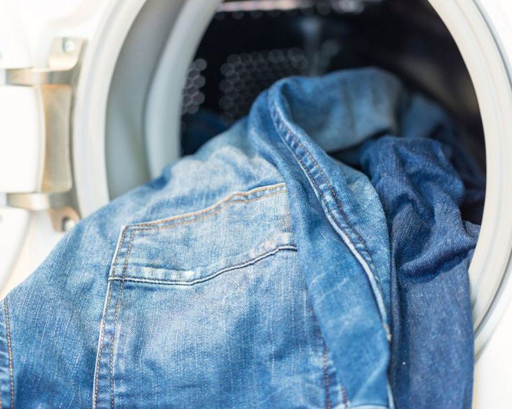 Как стирать одежду из текстиля